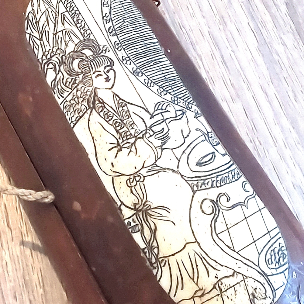 Vintage Antique Asian Hand Carved Bone Inlay Wooden Eyeglass Case Trinket box - Picture 3 of 10